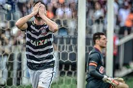 By using our website you agree to our cookie policy. Timao Provoca E Recorda Goleada De 6 A 1 Sobre O Sao Paulo Gazeta Esportiva