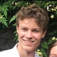 1300+ perfiles de «Capstick»