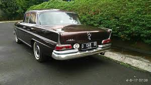 Mercedes Benz 180 Dengan Gambar