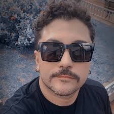 Domingo, dia 12 de janeiro, às 13:00 hrs faremos o resgate ao Culto do Exu  Chama Dinheiro na Quimbanda!!! Exu Chama Dinheiro é um Exu que tem uma  história junto a família