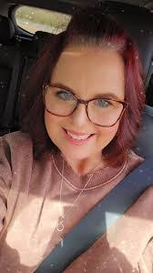 Amy Schieber's Instagram, Twitter & Facebook