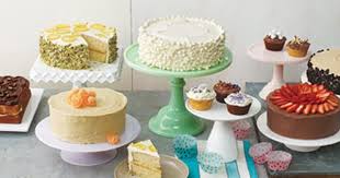 Heny Sison And A Bunch Of Cakes Easy Cake Decorating Yummy Cakes Cake Decorating Techniques