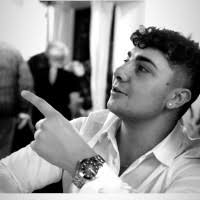 90+ perfiles de «Bottaro»