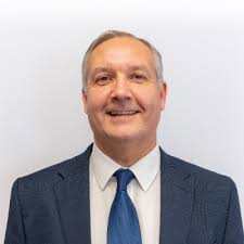 We are launching Queen's Online School