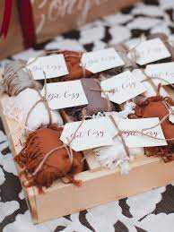 20 Fall Wedding Favor Ideas Your Guest Will Love From Theknot Com Wedding Favors Fall Affordable Wedding Favours Diy Wedding Favors