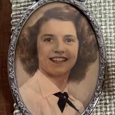 Hazel Schlecht Desmond Obituary (1936