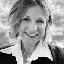 Last weekend, I formally received my MSEd in Clinical Mental Health  Counseling from Youngstown State University where I was able to obtain  training in Parts I & II of EMDR Therapy. |