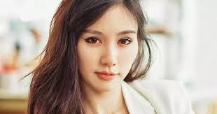 Khusus dewasa, film di rekomendasi untuk dewasa. Iron Man 3 Malaysian Actress Daniella Sya Laments Missed Chances To Act In Major Hollywood Movies Malay Mail Marco Polo