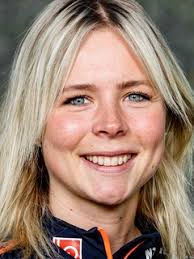 Ski jumping women norway @sjwomennorway. Skispringen Berkutschi Com Personliche Statistiken Lundby Maren