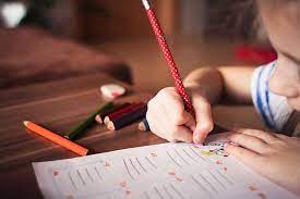 • pada umumnya berwarna putih. Tuliskan Perbedaan Hasil Mewarnai Menggunakan Krayon Pensil Warna Dan Spidol Kunci Jawaban Tema 1 Kelas 2 Sd Portal Jember