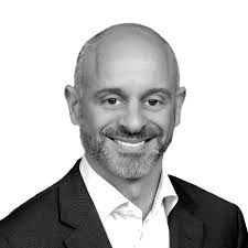 Logan Granger's Instagram, Twitter & Facebook