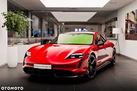 The taycan represents porsche's foray into the electric vehicle space, and it does not disappoint. Nowe Porsche Taycan 909 900 Pln 3 000 Km 2020 Otomoto Pl