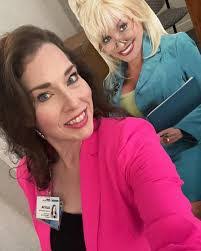 Stephanie Maxey's Instagram, Twitter & Facebook