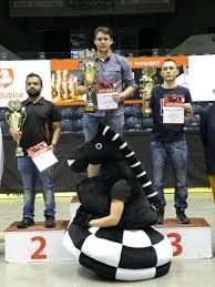 Layer the ingredients on the bread. Czech Open 2017 Final Report