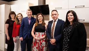 tv chef launches cash & carry kitchens