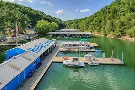 Hendricks creek resort offers rental houseboats, 7 cottages, a full service marina, a ships' store, and a 5600 sq. Holly Creek Resort Marina Prices Campground Reviews Celina Tn Tripadvisor
