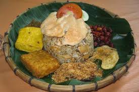 Sambal goang terbuat dari cabai rawit, bawang putih, garam dan kencur. Lezaaat Ini Dia Resep Nasi Tutug Oncom Khas Tasikmalaya Tampang Com