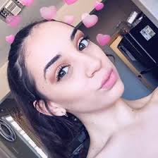 ella mora (mora5767)