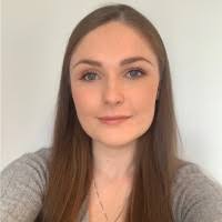 Danielle Monks's Instagram, Twitter & Facebook