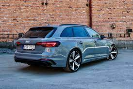 Audi Rs4 Avant Review Possibly The Best All Around Car In The World Carros Audi Carros Auto