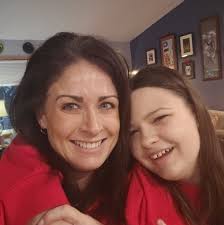 Softball team seeking catcher and utility player in Ohio for 2013/2014  birth year