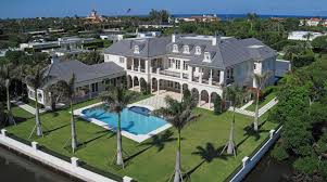 Celebrity Mansions And Photos Of The Biggest Houses In Florida Florida Celebrity Homes Mansions Beach Mansion Mansions For Sale