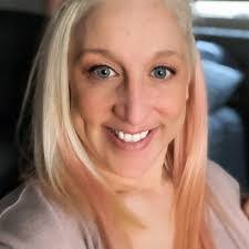 Michelle Whiteside's Instagram, Twitter & Facebook