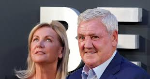 Steve Bruce bliver træner i Blackpool FC i League One