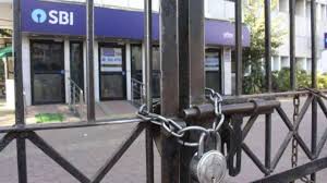 The information on the bank of russia's operations in the domestic financial market and the working schedule of the bank of russia's settlement system on holidays in 2021 shall be announced additionally. Bank Holidays Alert In August Banks Will Remain Closed For 15 Days Check Full List Here