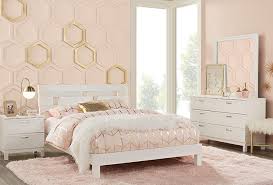 Traditionally, boys' bedroom sets came in darker colors and girl's' bedroom sets were featured in pink, yellows and bolder shades. Girls Bedroom Furniture Sets For Kids Teens