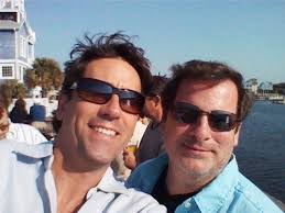 Randy Aldridge says STAY HOME (@Randyonthenews)