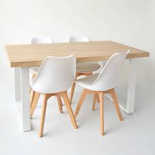 Muebles y sillas para bar 79. Mica Juego De Comedor Mesa Claire 4 Sillas Tulip Falabella Com