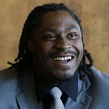 His estimated net worth is $30 million. Marshawn Lynch Bio Wiki Wife Children Divorce Net Worth Nfl Girlfriend Siblings