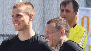 Prezident Rpl Smogut Li Kokorin I Mamaev Vernutsya V Professionalnyj Futbol Eto Luchshe Treneram Ocenivat Vkontakte