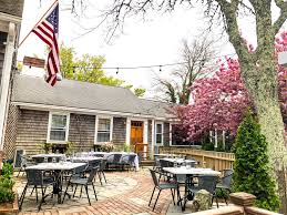 Our professional and friendly staff will take great care of you as you enjoy the freshest seafood, usda prime steaks, by allen brothers, since 1863, tasty appetizers, soups. 19 Raw Oyster Bar