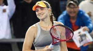 Почему ну да потому что они обе очень цепкие. Elena Rybakina Elena Vesnina Prognoz 04 06 2021 Fanat Sporta