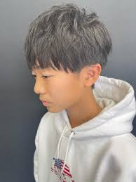 中学生男子におすすめの髪型14選！マッシュやツーブロックなど人気ヘアを紹介