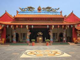 She's angry like, 120% of the time and. Berkunjung Ke Cagar Budaya Vihara Avalokitesvara Yang Tertua Di Banten Indonesia Kaya