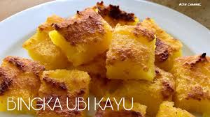 Talam ubi kayu lapisan bawah 1 kg ubi kayu 200ml santan 200gm gula merah melaka 100gm gula pasir 120ml air 12 sudu teh garam lapisan atas 400ml santan kara 400ml air 60gm tepung gandum 90gm tepung beras 1 sudu teh garam loyang 10 x 10 di alas dengan plastik dan digris dengan. Resepi Bingka Tepung Ubi Kayu Untungresepi Forshope Com