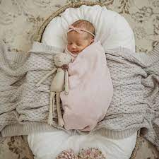 Many of you have heard that muslin diapers are preferable for babies as compared to others, but not everyone knows why they are better. Snuggle Hunny Kids Fairytale Organic Muslin Wrap Perth Babyroad