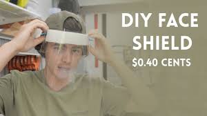 It was said that one of the first diy ppe was a face shield created by chinese healthcare workers out of water bottles. Diy Medical Face Shield 0 40 Cents Youtube