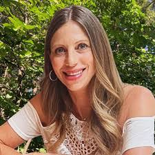 Alex Hamlet's Instagram, Twitter & Facebook