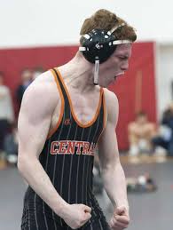 Glover leads Crystal Lake South contingent to state