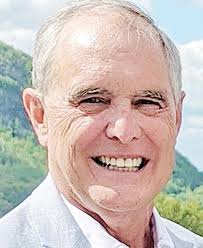 Dealership group goes to high school to find auto technicians