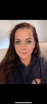 Allison Ahern's Instagram, Twitter & Facebook