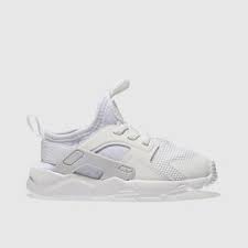 With free delivery and return options (ts&cs apply), online shopping nike dominates the sportswear industry with a fresh, stylish approach to casual apparel. Nike Huarache Nike Air Huarache Ultra Schuh