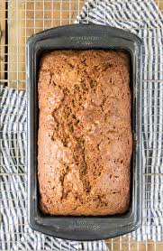 In a mixer, add eggs, sugar, oil, and zucchini and mix for 5 minutes. Zucchini Bread Sugar Spun Run