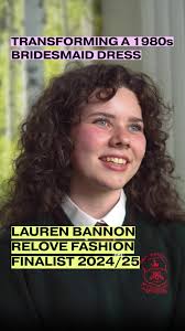 🧵 The Designers 🧵 This sustainable look was created by Anna Harkin, Layla  Szczepanska, Monica Purcel from @pressecondarykk, @KilkennyCoCo. 🧵 The  Outfit 🧵 After searching for inspiration online, this group of young