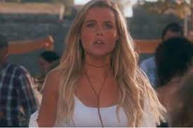 Check spelling or type a new query. Estes Sao Os Melhores Looks De Kelly Bailey Em A Herdeira