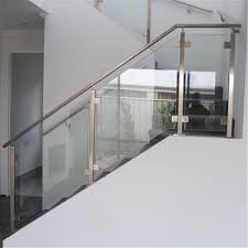 We believe living in a beautiful house is inspiring. Stainless Steel Glass Fence Post Glass Railing Design